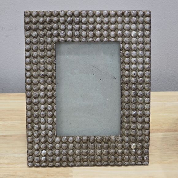 SIXTREES Metal Picture Frame 3D Bubbles for 4x6 Photo - Picture 1 of 10